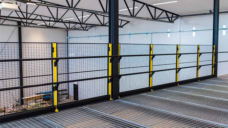 X-Rail 1400 mm with panel| Axelent