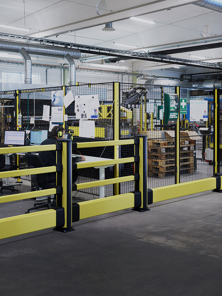 Axelent Safety Book Large Text Image 708X944